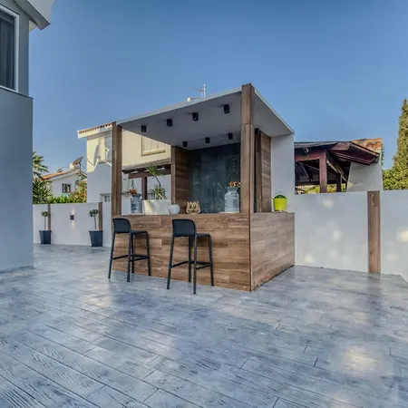 Magazaki With Private Pool Παραλίμνι